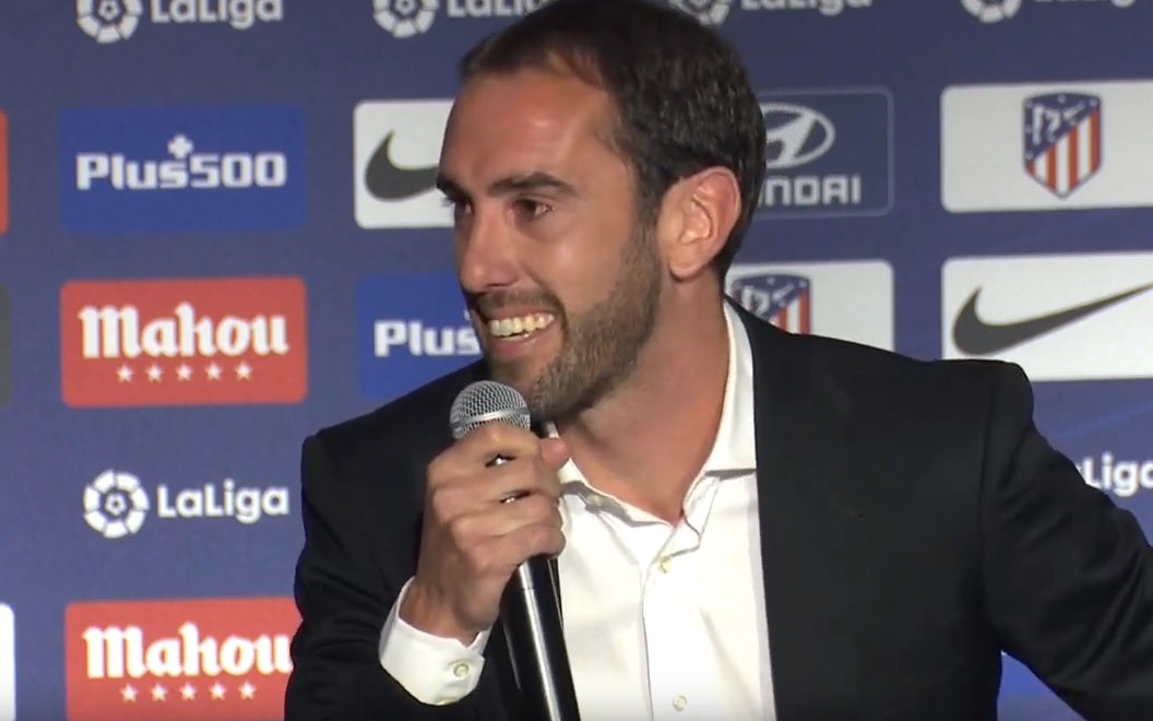 Diego Godín, emocionado en su despedida: "El Atlético ha sido mi familia, mi casa, un estilo de vida" Diego Godín, emocionado en su despedida: "El Atlético ha sido mi familia, mi casa, un estilo de vida"