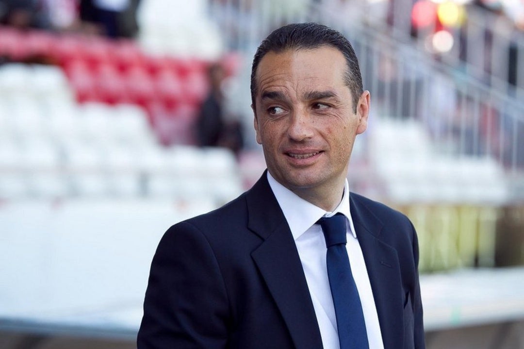 José Luis Oltra, nuevo entrenador del Eldense José Luis Oltra, nuevo entrenador del Eldense