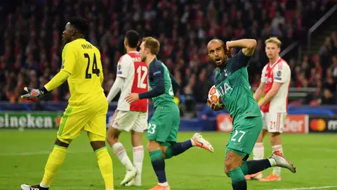 Lucas Moura celebra uno de sus goles contra el Ajax Lucas Moura celebra uno de sus goles contra el Ajax