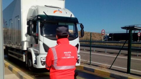 El conductor fue denunciado por la Polic&iacute;a Foral de Navarra