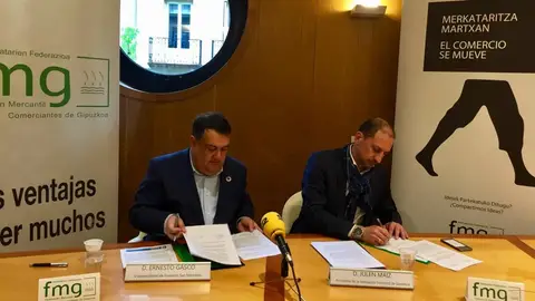 Acuerdo sobre grandes superficies y apoyo al comercio local. Acuerdo sobre grandes superficies y apoyo al comercio local.