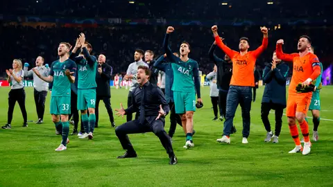 Pochettino, muy efusivo celebrando el pase del Tottenham a la final de la Champions Pochettino, muy efusivo celebrando el pase del Tottenham a la final de la Champions