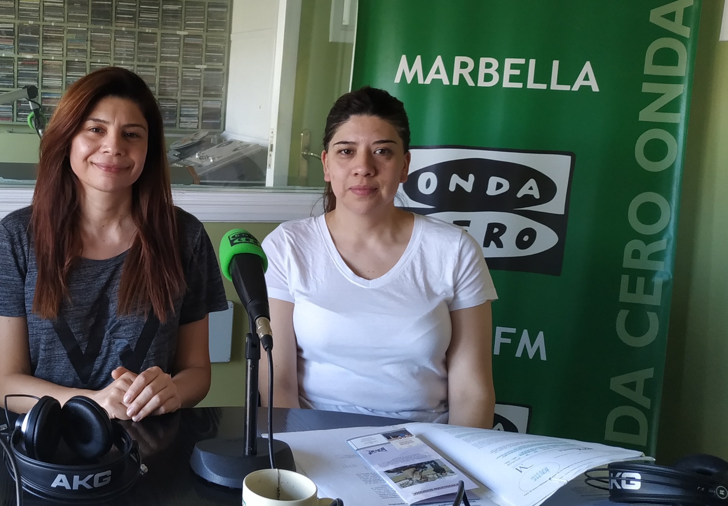 Pide ayuda urgente la madre de un niño con cáncer y parálisis que sólo puede salir de casa ayudado por los bomberos Pide ayuda urgente la madre de un niño con cáncer y parálisis que sólo puede salir de casa ayudado por los bomberos