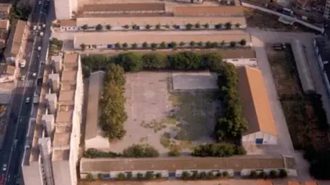 Parque de Ingenieros, antes de su derribo Parque de Ingenieros, antes de su derribo