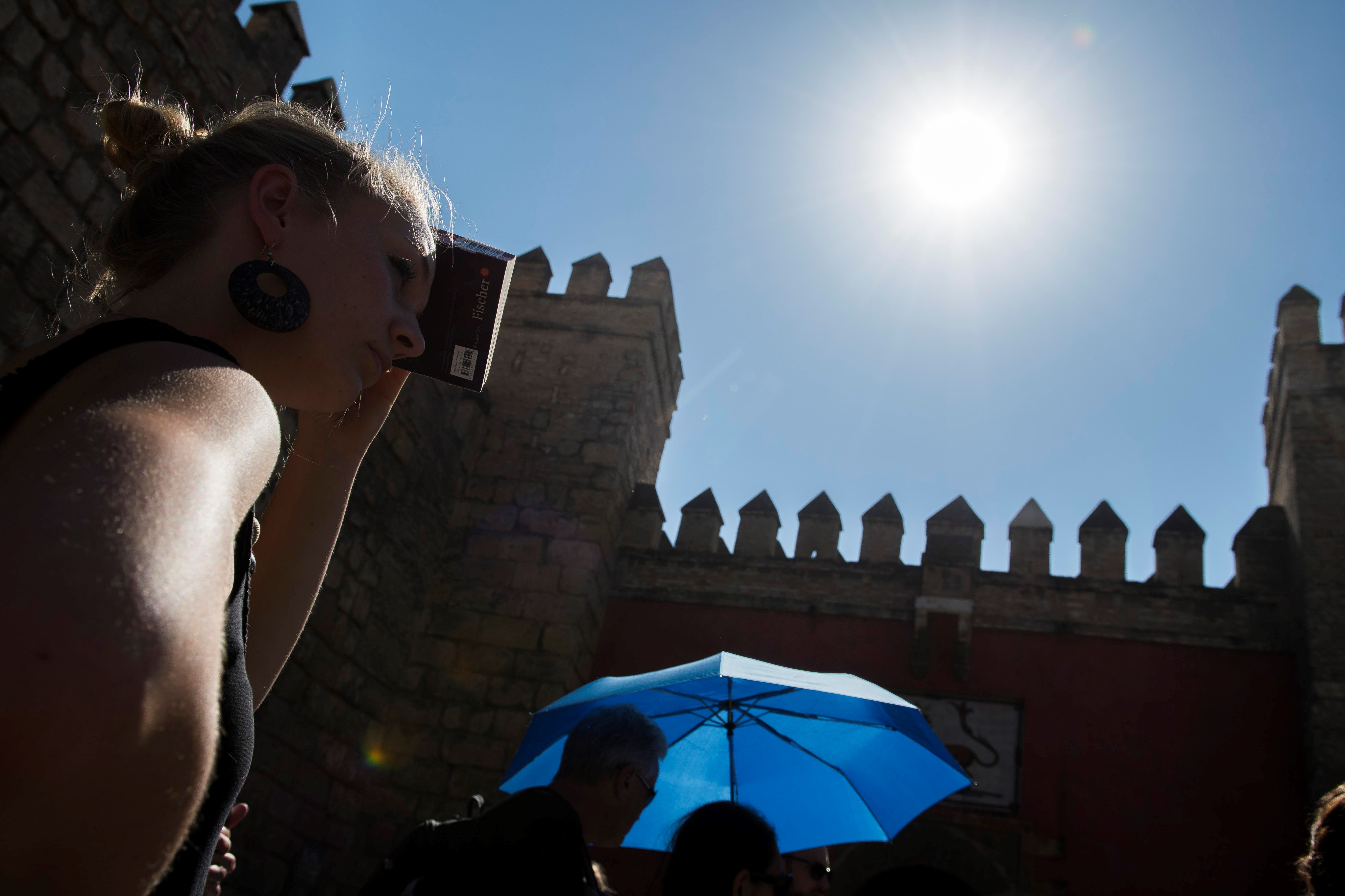 Arranca la semana con calor y bajan las temperaturas en Galicia y el Cantábrico Arranca la semana con calor y bajan las temperaturas en Galicia y el Cantábrico