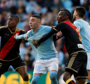 Aspas, ante Uche Agbo Aspas, ante Uche Agbo