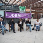 Acto de Podemos en la plaza de la Aparadora de Elche.