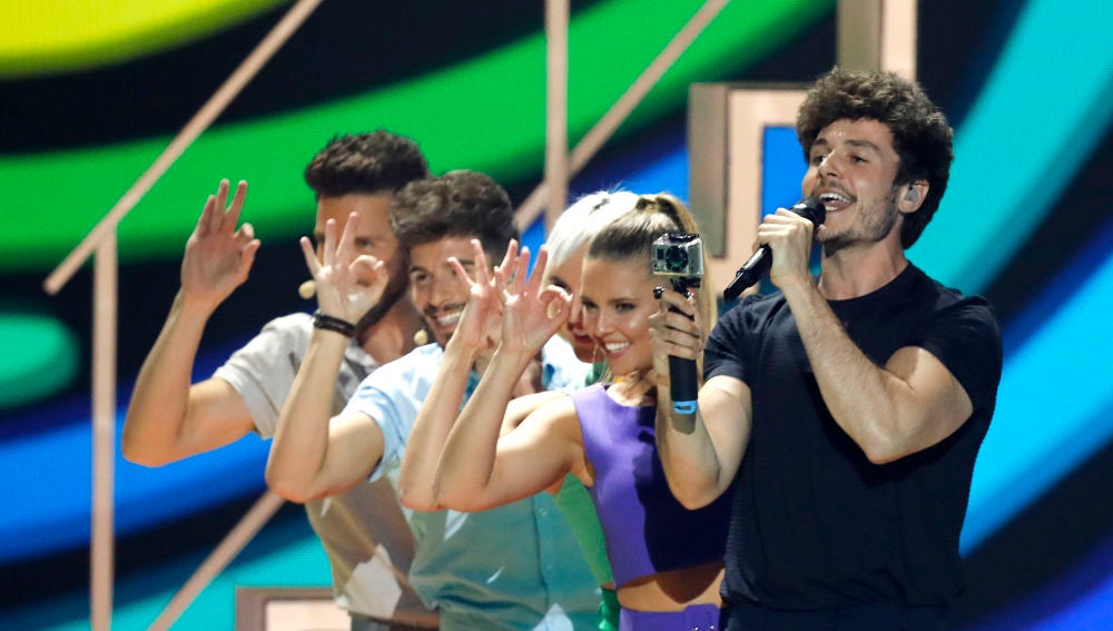 Miki durante su actuación de 'La Venda' en Eurovisión 2019