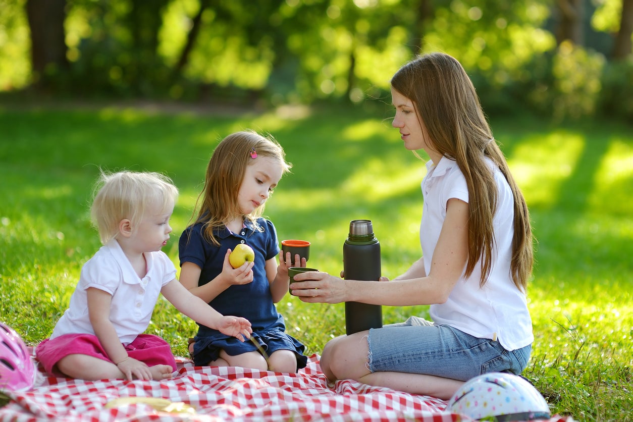 Trucos para cenar fuera de casa y no ganar peso este verano Trucos para cenar fuera de casa y no ganar peso este verano