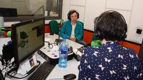 Yolanda Huergo, candidata de Podemos-Equo a la Alcaldía de Gijón Entrevista de campaña en el programa "Gijón en la Onda"