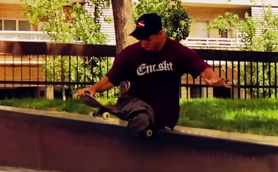 La increíble historia de Italo Romano, el skater sin piernas: "La primera vez que me senté en un monopatín fue una liberación para mí" La increíble historia de Italo Romano, el skater sin piernas: "La primera vez que me senté en un monopatín fue una liberación para mí"