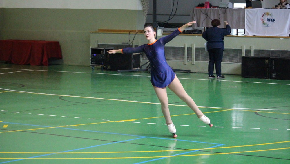 Julia Arribas, patinadora del Club Siluetas Elche.
