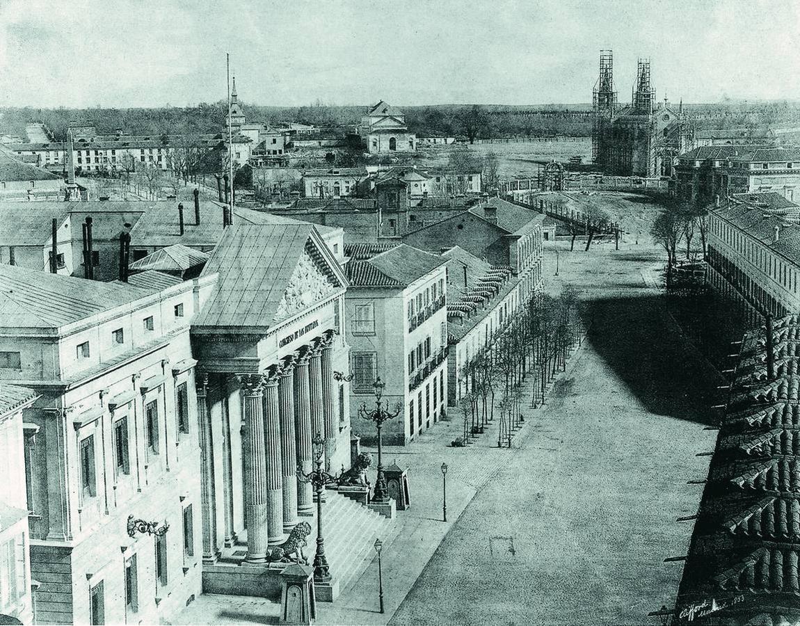Reportero en el tiempo: Viajamos a la inauguración del Palacio de las Cortes en 1850 Reportero en el tiempo: Viajamos a la inauguración del Palacio de las Cortes en 1850