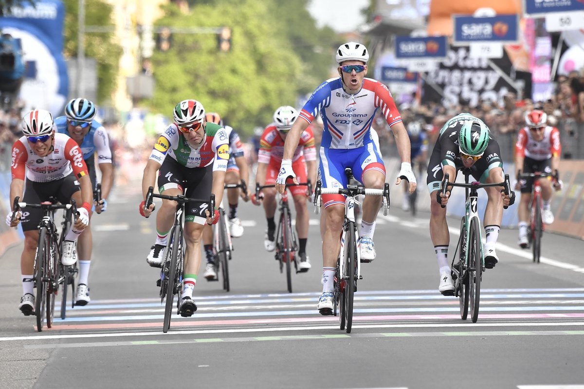 Démare se impone al sprint en la décima etapa del Giro de Italia Démare se impone al sprint en la décima etapa del Giro de Italia