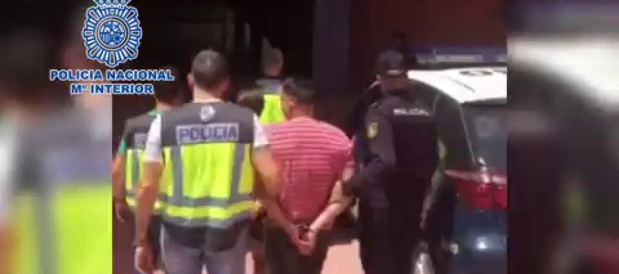 Cae en Elche una red que captaba mujeres en Brasil para obligarlas en España a ejercer la prostitución Cae en Elche una red que captaba mujeres en Brasil para obligarlas en España a ejercer la prostitución