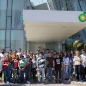 Grupo de estudiantes de la UJI, visita las instalaciones de BP