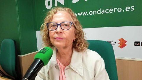 Una ilicitana denuncia las lesiones sufridas tras caer al suelo por el mal estado de la acera junto al CC L'Aljub
