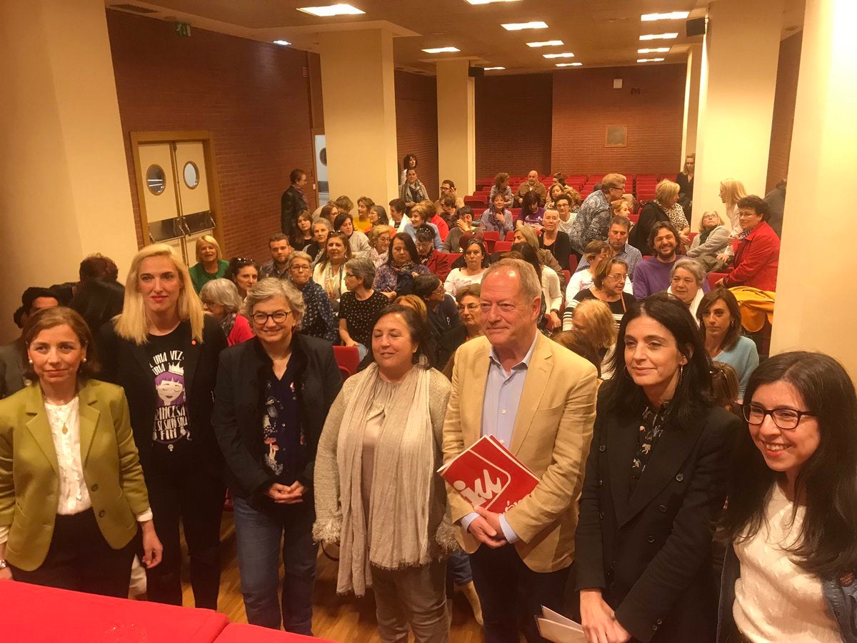 Más de Uno Gijón 22/05/2019 con Ana Fierro Más de Uno Gijón 22/05/2019 con Ana Fierro