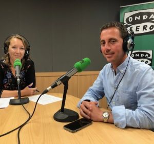 El candidato del PP a presidir el consell de Mallorca y alcalde de Santantyí, Llorenç Galmés, en los estudios de Onda Cero Mallorca. El candidato del PP a presidir el consell de Mallorca y alcalde de Santantyí, Llorenç Galmés, en los estudios de Onda Cero Mallorca.