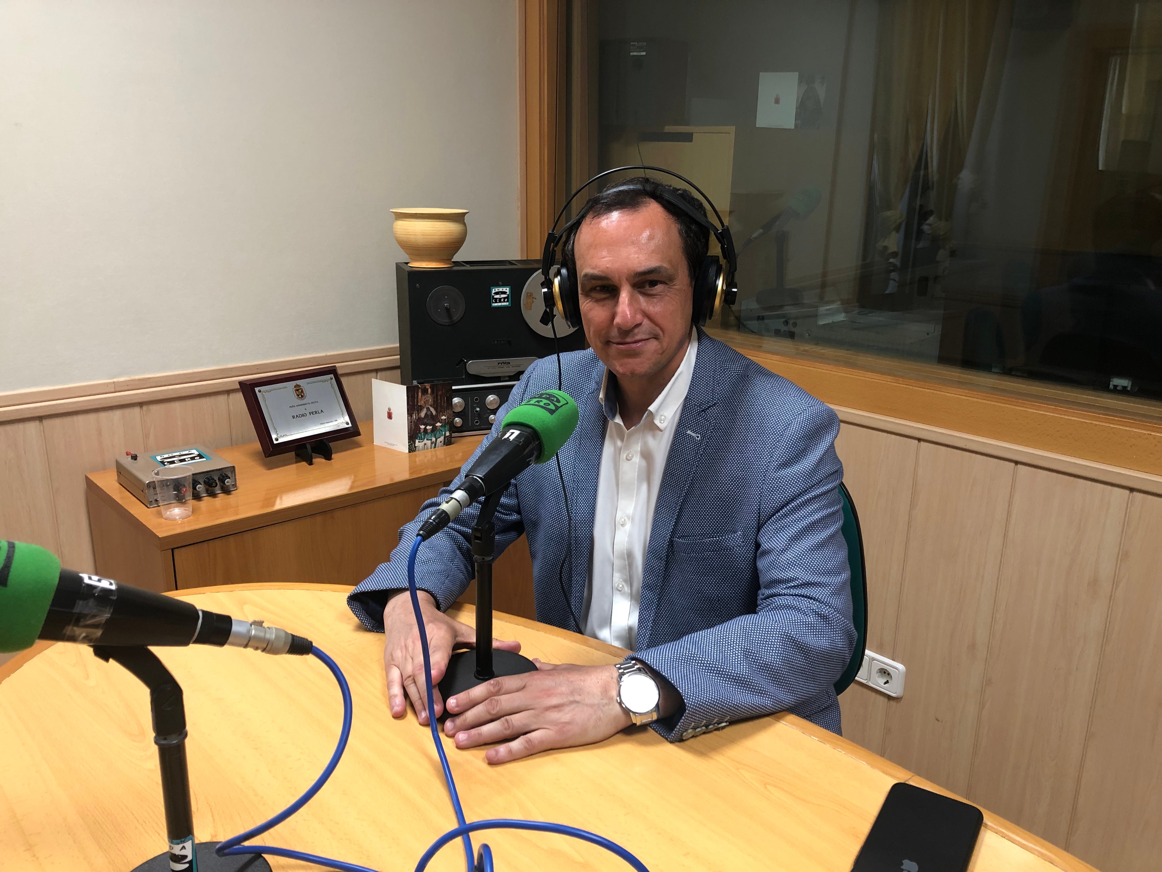 Entrevista con Manuel Hernández, candidato del Partido Socialista Entrevista con Manuel Hernández, candidato del Partido Socialista