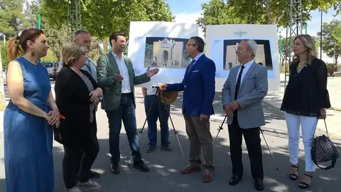 Presentación nueva portada ferial Puerta de las Granadas