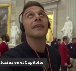 Joaquín alucina en la visita del Betis al Capitolio: "¡Qué barbaridad, hijo!" Joaquín alucina en la visita del Betis al Capitolio: "¡Qué barbaridad, hijo!"