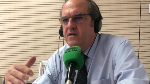 &Aacute;ngel Gabilondo, en Aqu&iacute; en la onda