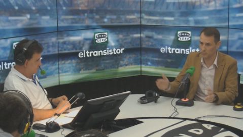 El colegiado Clos G&oacute;mez. 