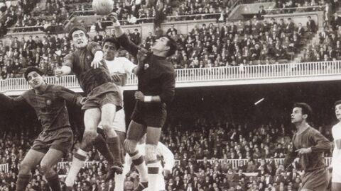 Manolo Pazos, legendario portero del Elche CF. Manolo Pazos, legendario portero del Elche CF.