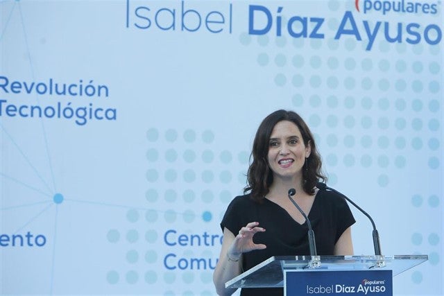 Ayuso tacha de "personales" las opiniones de Serrano sobre la sentencia a La Manada y ve "oportuno" que Vox haya "desautorizado" sus palabras Ayuso tacha de "personales" las opiniones de Serrano sobre la sentencia a La Manada y ve "oportuno" que Vox haya "desautorizado" sus palabras