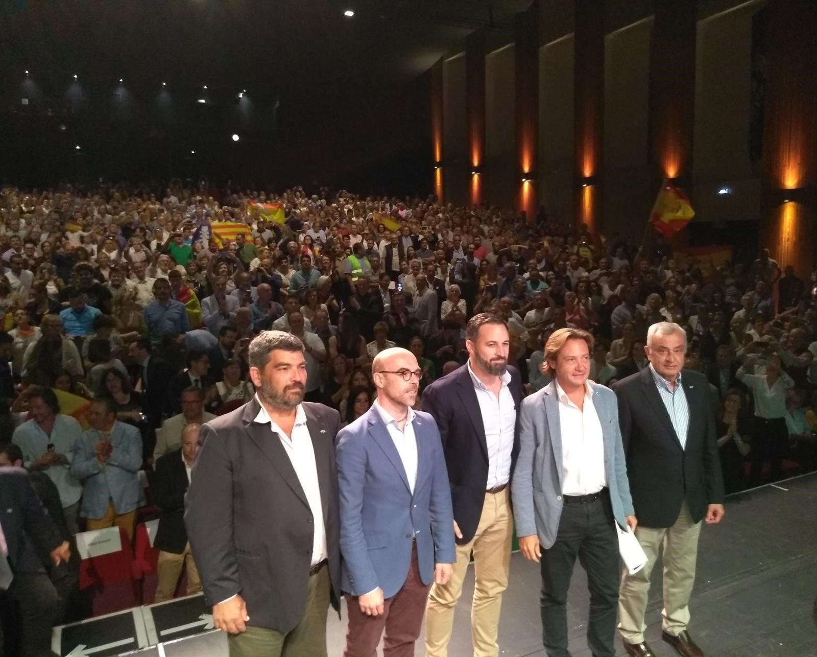 Abascal: "Hay que detener el proceso impulsado por el pancatalanismo" Abascal: "Hay que detener el proceso impulsado por el pancatalanismo"
