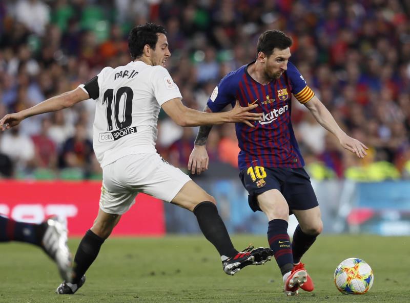 Parejo, tras recoger la Copa: "Es increíble poder vivir algo así" Parejo, tras recoger la Copa: "Es increíble poder vivir algo así"