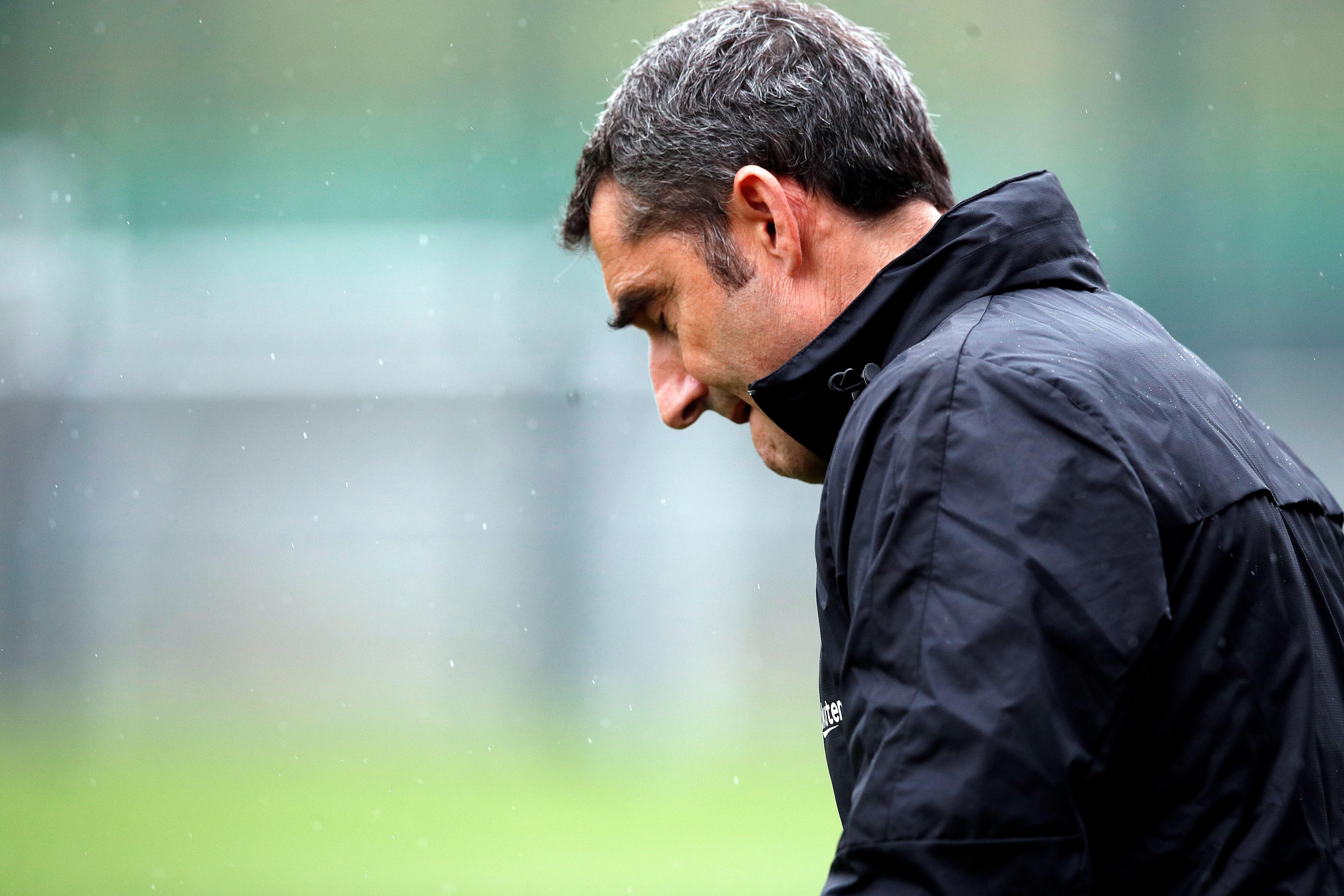 Ernesto Valverde, señalado por el barcelonismo tras el ko del Villamarín Ernesto Valverde, señalado por el barcelonismo tras el ko del Villamarín