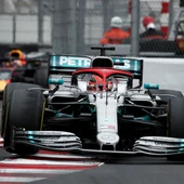 Lewis Hamilton, en acción en el trazado de Montecarlo Lewis Hamilton, en acción en el trazado de Montecarlo