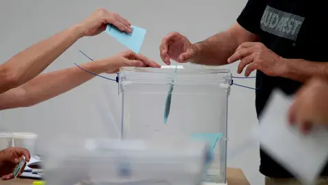 Especial LaSexta Noticias Fin de semana (26-05-19) Elecciones europeas 2019: la participación es del 34,7%, casi 11 puntos más que en 2014 Especial LaSexta Noticias Fin de semana (26-05-19) Elecciones europeas 2019: la participación es del 34,7%, casi 11 puntos más que en 2014
