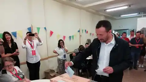Carlos González, candidato del PSOE a la Alcaldía de Elche. Carlos González, candidato del PSOE a la Alcaldía de Elche.