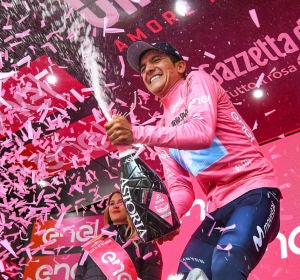 Carapaz, con la 'maglia' rosa Carapaz, con la 'maglia' rosa