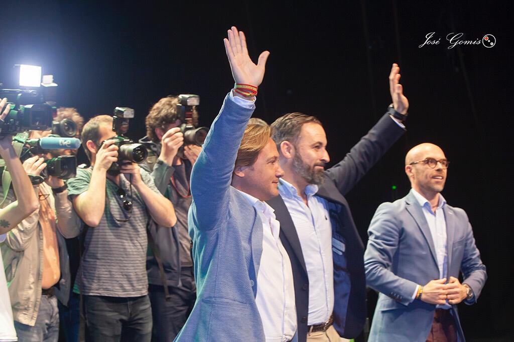 Jorge Campos achaca la dimisión de Malena Contestí a una "conspiración" para acabar con Vox Baleares Jorge Campos achaca la dimisión de Malena Contestí a una "conspiración" para acabar con Vox Baleares