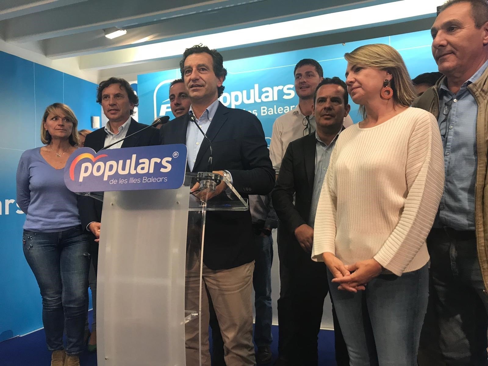 Company: "El PP está bien vivo, con proyección de crecer y gobernar" Company: "El PP está bien vivo, con proyección de crecer y gobernar"