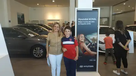 Adrián se va al campus del Atlético de Madrid gracias a Hyupersa Adrían Iglesias Pérez, jugador de la UD Ourense, ganador del premio