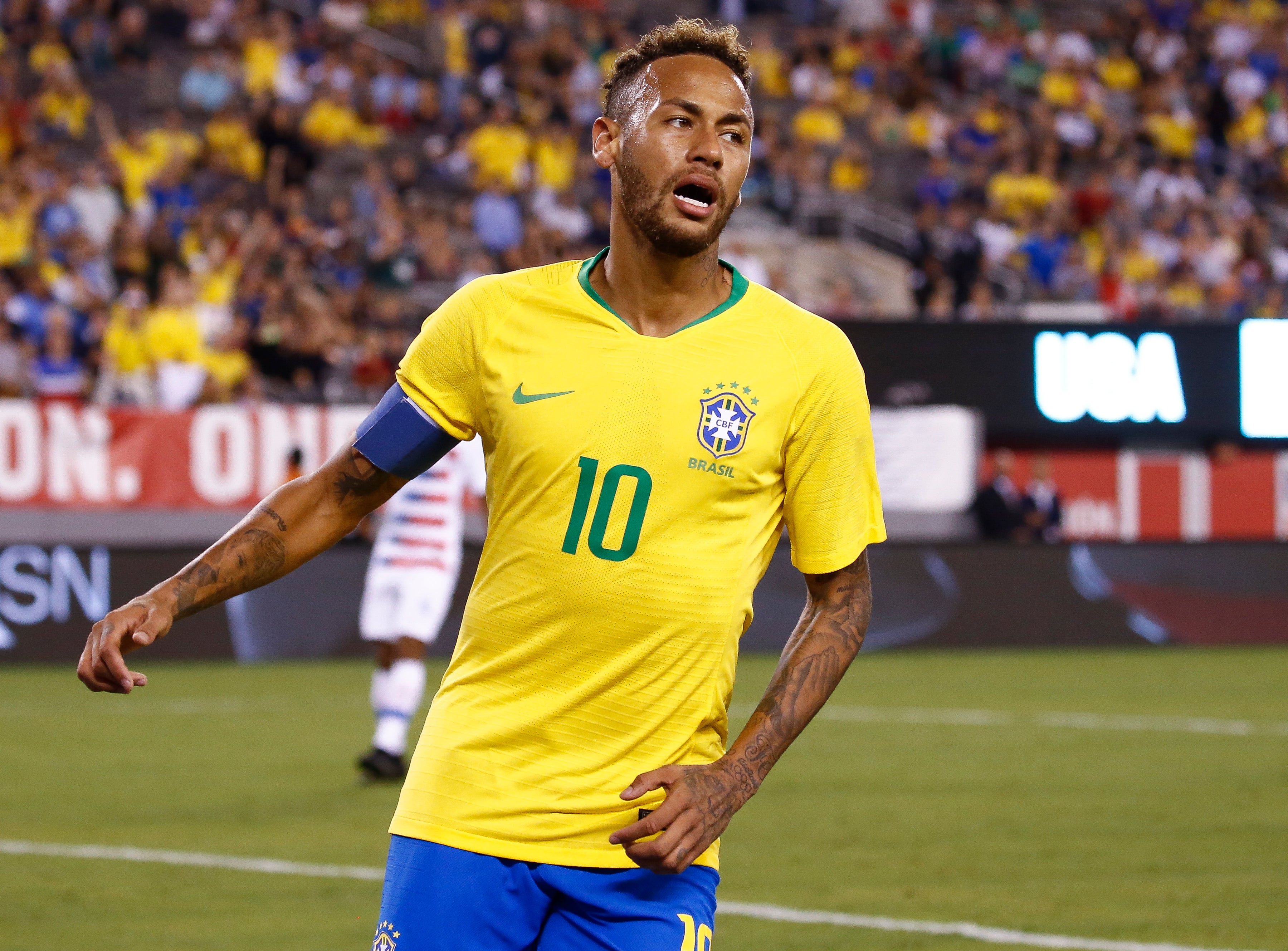 Tite castiga a Neymar y le quita el brazalete de capitán de Brasil Tite castiga a Neymar y le quita el brazalete de capitán de Brasil