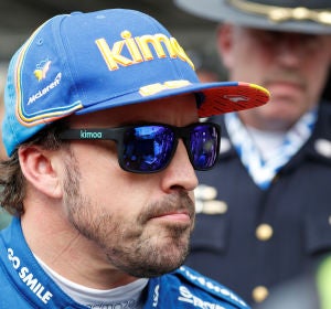Fernando Alonso antes de una carrera Fernando Alonso antes de una carrera