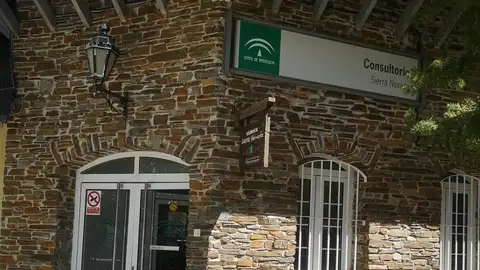 Consultorio de Sierra Nevada Cerrado hasta septiembre por mejoras
