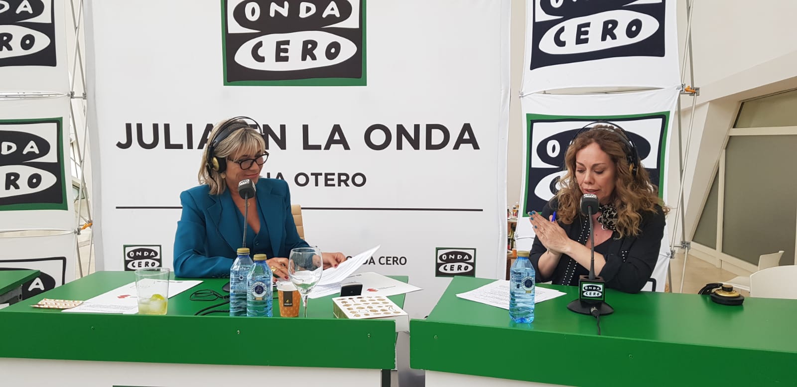 Personas físicas: 'Santi' de Compostela, consultas, 'conflitos' y pactos Personas físicas: 'Santi' de Compostela, consultas, 'conflitos' y pactos