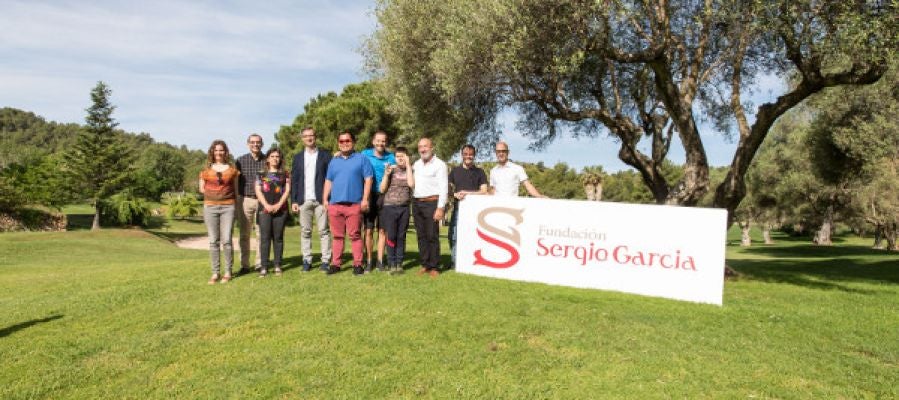 La UJI, la Fundación Sergio García y la Asociación Escuela El Cau se unen para desarrollar un protector craneal La UJI, la Fundación Sergio García y la Asociación Escuela El Cau se unen para desarrollar un protector craneal