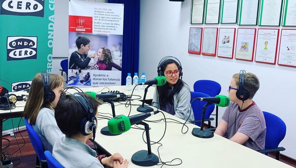 Onda Cero Catalunya organitza un taller de ràdio a l’Hospital de Nens