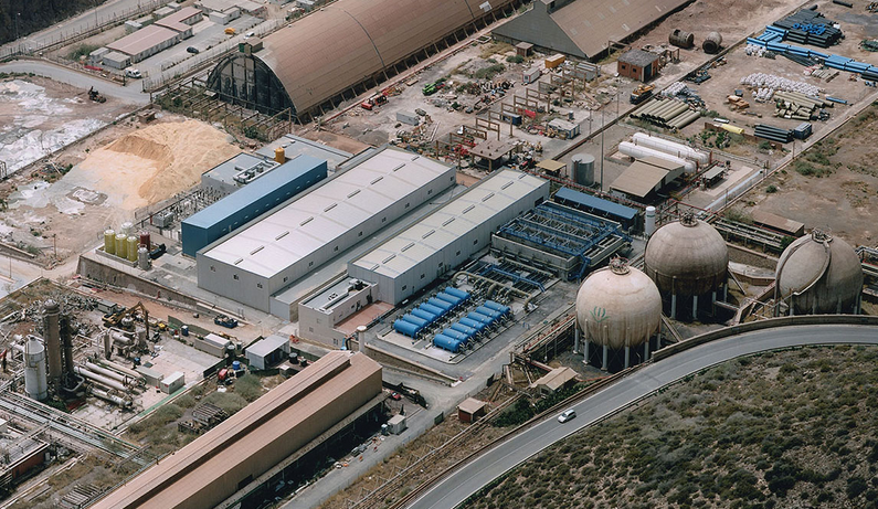 La CARM admite que la desaladora de Escombreras desangra las arcas regionales y pide a la juez que sea intervenida por el Estado La CARM admite que la desaladora de Escombreras desangra las arcas regionales y pide a la juez que sea intervenida por el Estado