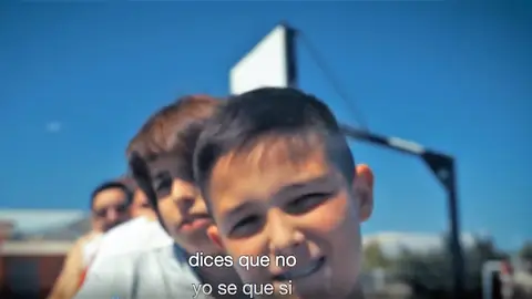 Alumnos del IES Monserrat Roig graban un videoclip contra el machismo. Alumnos del IES Monserrat Roig graban un videoclip contra el machismo.