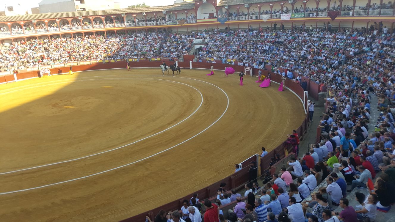 Hasta la Bola Hasta la Bola