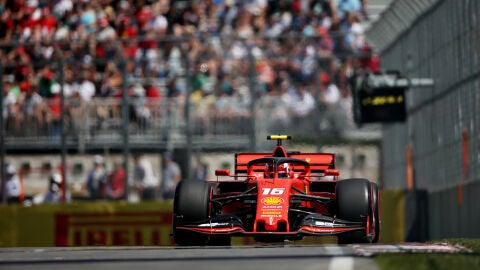 Leclerc rueda por el circuito de Canad&aacute;
